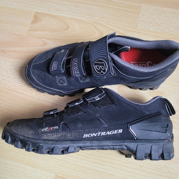 Mens Bontrager Clipless Mountain Bike Shoe - Picture 2 of 4